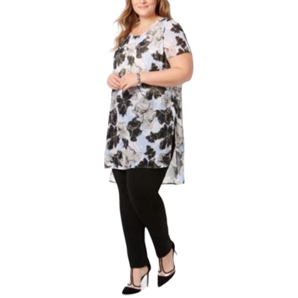 INC International Concepts Tops - NWT INC International Concepts “Mod Shadows”Tunic (H)
